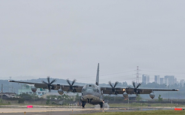 Clear to land: 8th, 51st OSS Airmen attend LZSO course at Kunsan AB