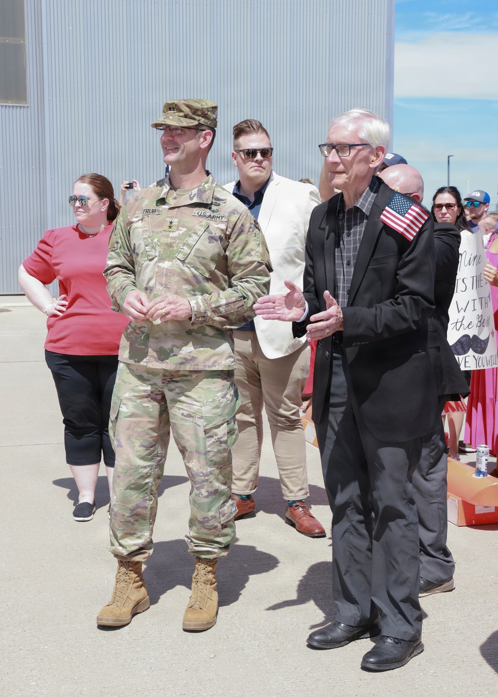Wisconsin National Guard Soldiers return from yearlong mobilization