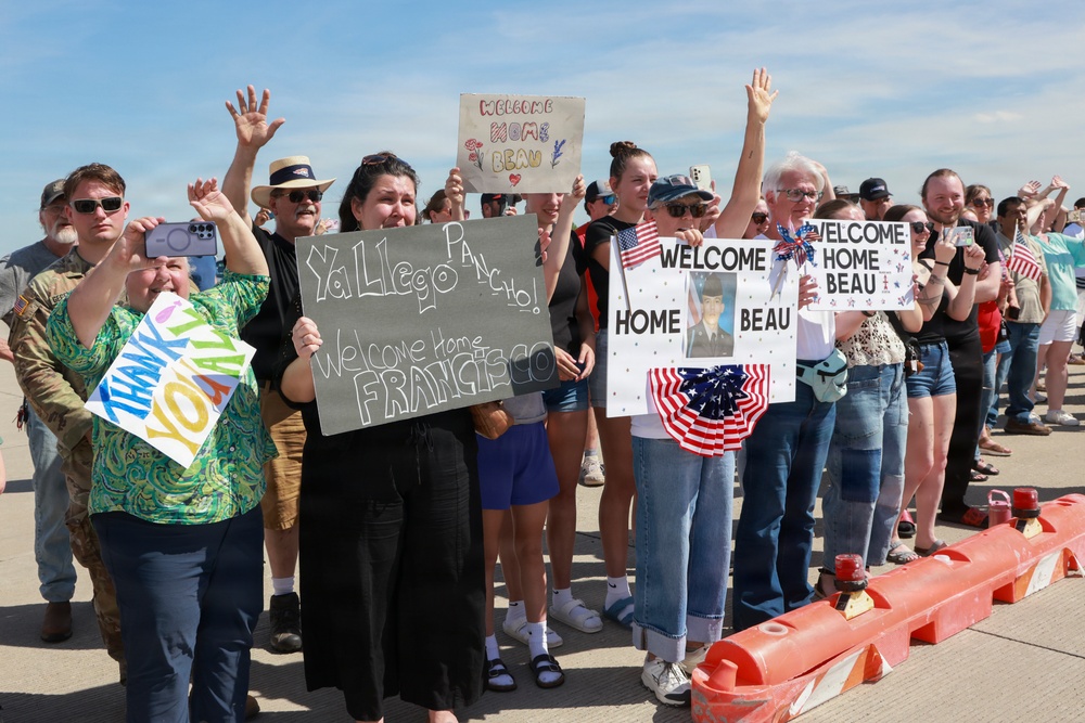 Wisconsin National Guard Soldiers return from yearlong mobilization