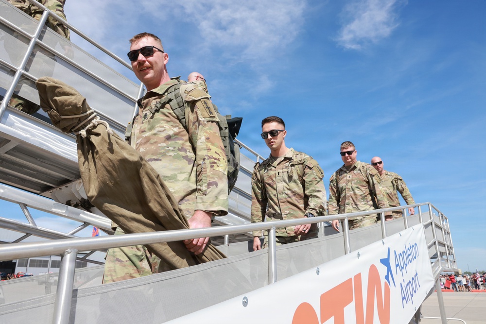Wisconsin National Guard Soldiers return from yearlong mobilization