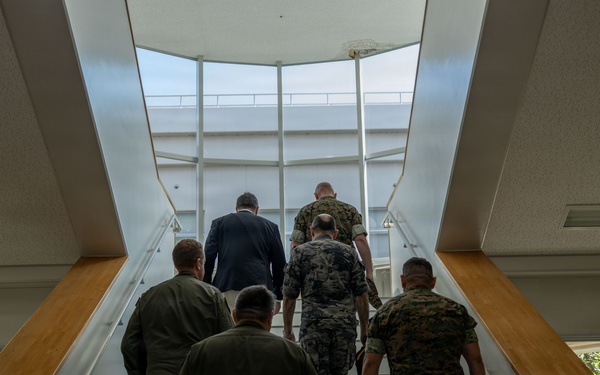 Australian ambassador-designate to Japan visits MCAS Iwakuni