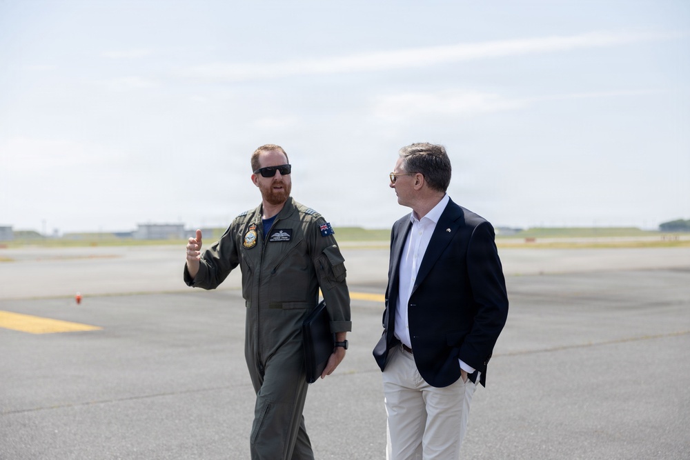Australian ambassador-designate to Japan visits MCAS Iwakuni