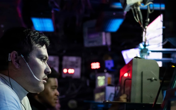 USS Iwo Jima Conducts Flight Operations