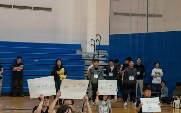 KSC Battalion hosted its first English Golden Bell Survival event at Zoeckler Gym on Camp Humphreys on May 15 to promote English communication skills and strengthen the ROK-U.S. Alliance.