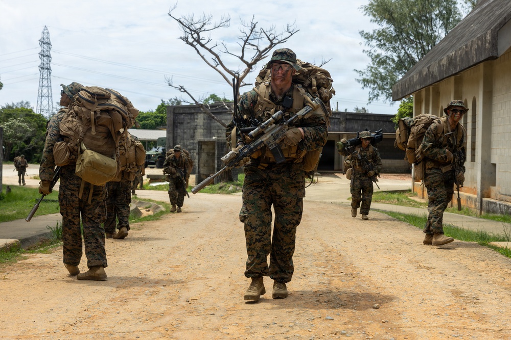 U.S. Marines from V3/7 Conduct Patrolling Exercise