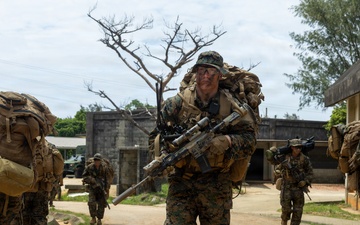 U.S. Marines from V3/7 Conduct Patrolling Exercise