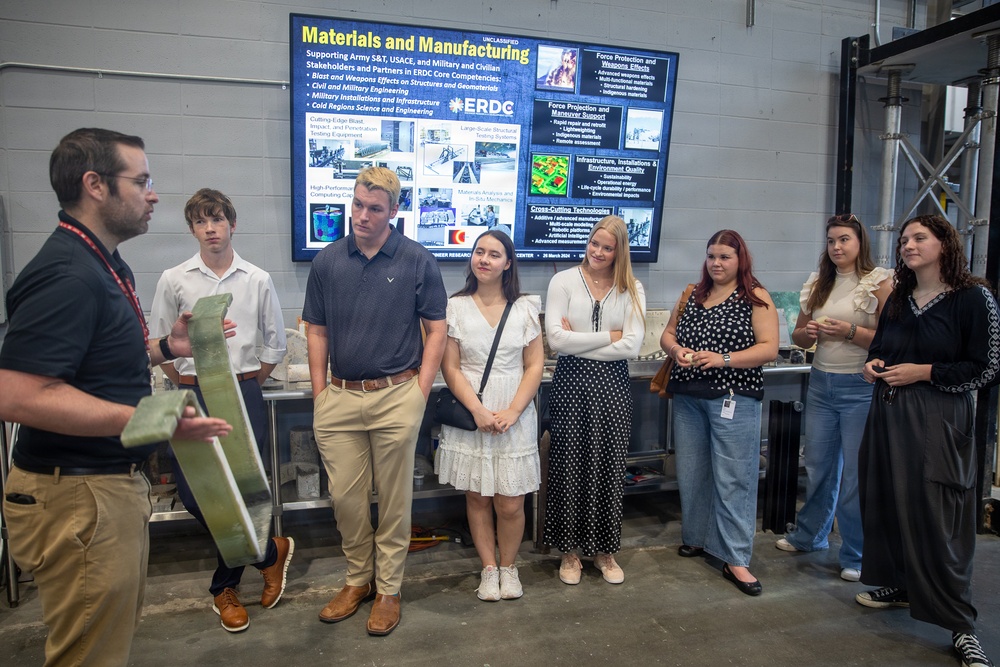 The ERDC Alumni Association awards scholarships to eleven 2026 high school graduates
