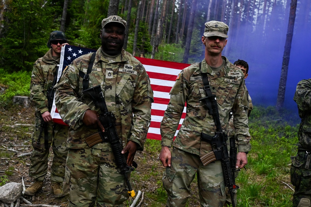 VNG engineers celebrate reenlistment in Finland