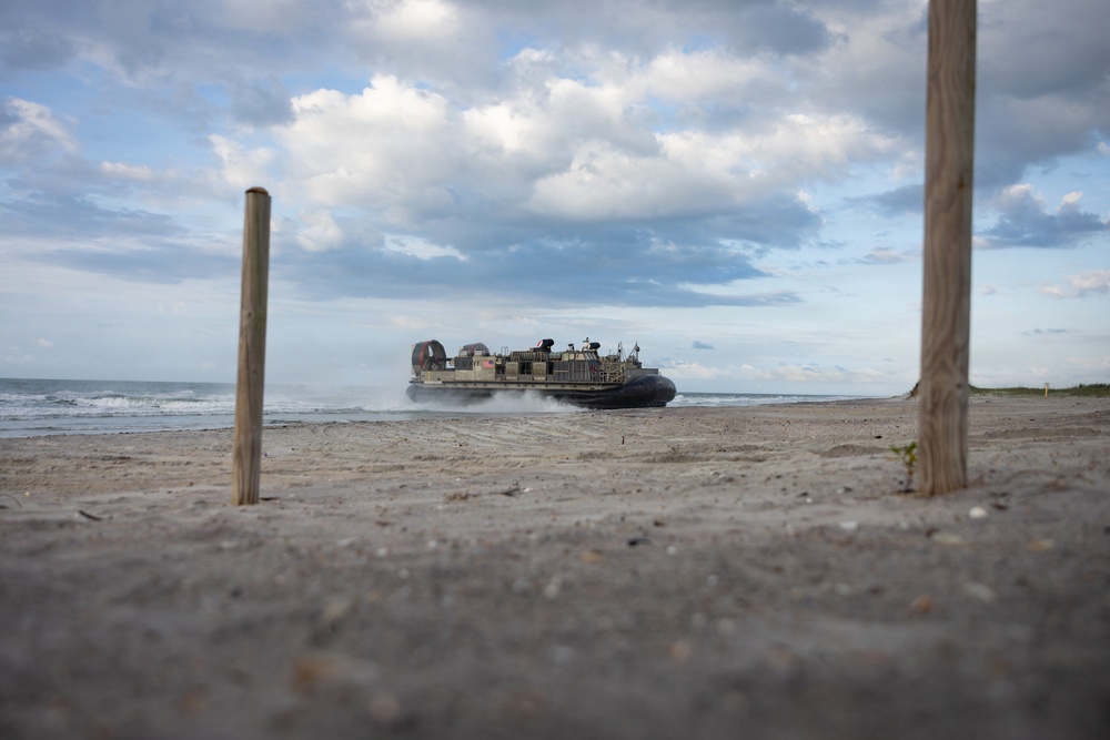 22nd MEU Marines and Sailors return to Camp Lejeune after a nearly 10-month deployment