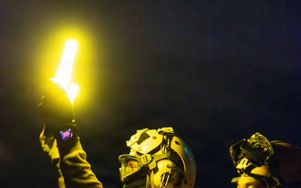 11th MEU Marines, Sailors Conduct Flight Operations Aboard USS Boxer