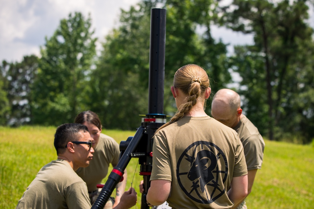 850th Signal Company TRILOS Set Up