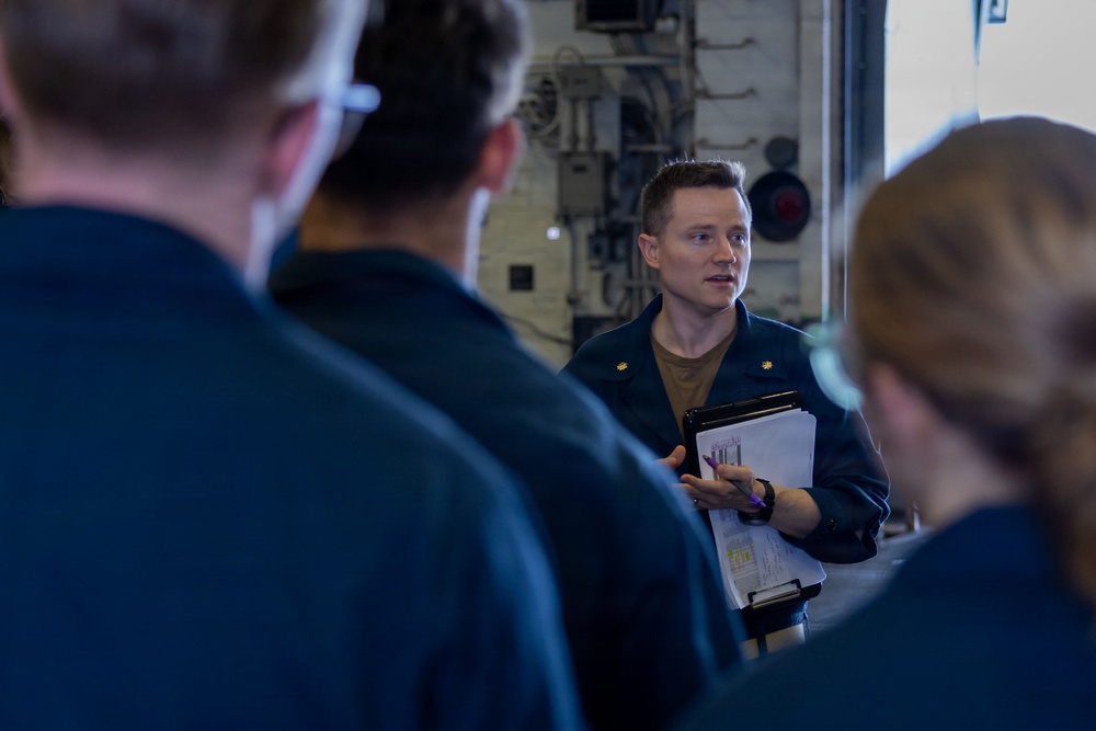 Midshipmen aboard USS Iwo Jima
