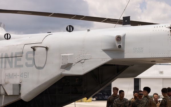 HMH-461 conducts vehicle embarkation training with the CH-53K