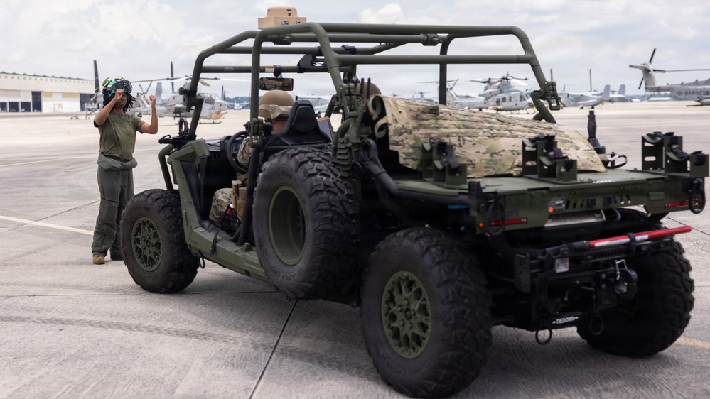 HMH-461 conducts vehicle embarkation training with the CH-53K