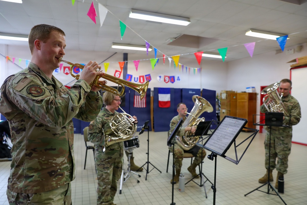 U.S. Forces begin D-Day commemorations with Les Roseaux School musical exchange