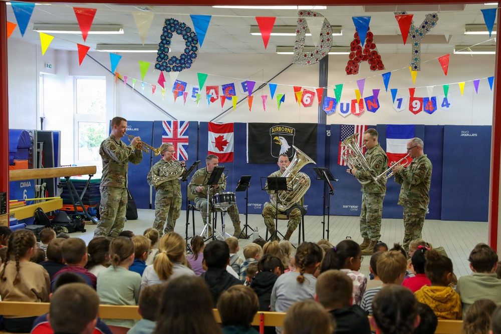 U.S. Forces begin D-Day commemorations with Les Roseaux School musical exchange