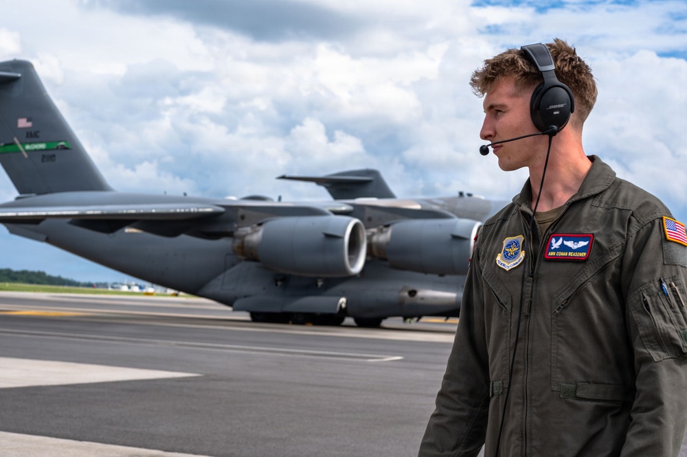 Soccer &amp; C-17s: an anthem flyover