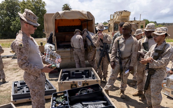 1st MLG Marines conducts s-UAS training during field exercise