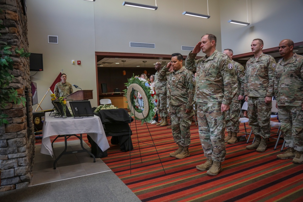 Fort Campbell SRU Conducts Memorial Garden Rededication