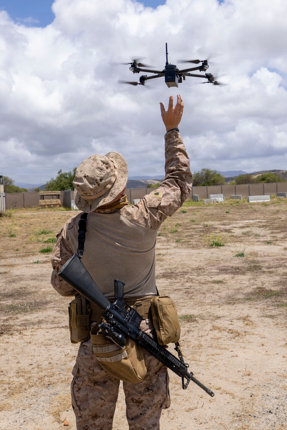 1st MLG Marines conducts s-UAS training during field exercise