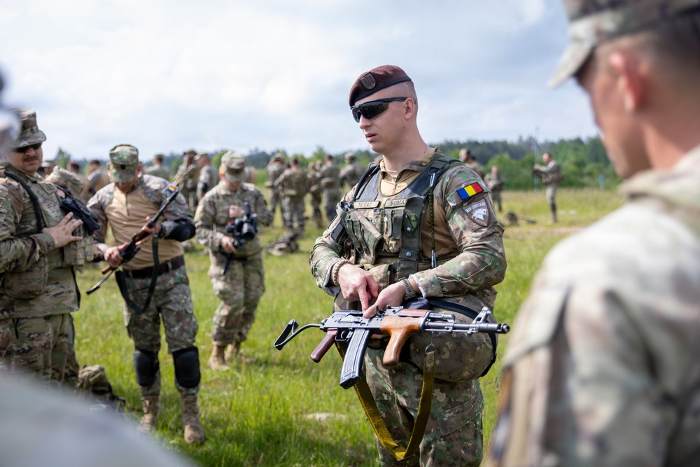 U.S. Army Soldiers strengthen NATO partnership through cross-training in Poland