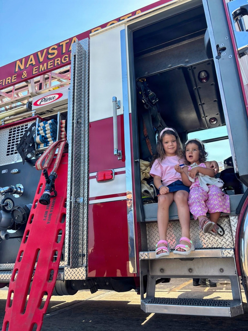 U.S. Naval Station Rota participates in Spanish Armed Forces Day open-base event