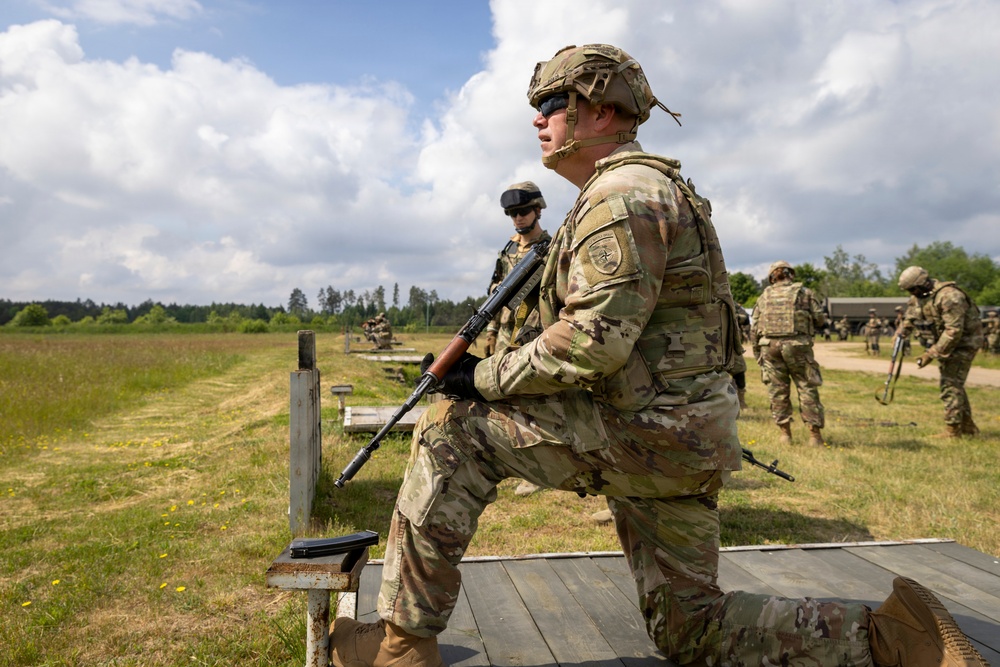 U.S. Army Soldiers strengthen NATO partnership through cross-training in Poland