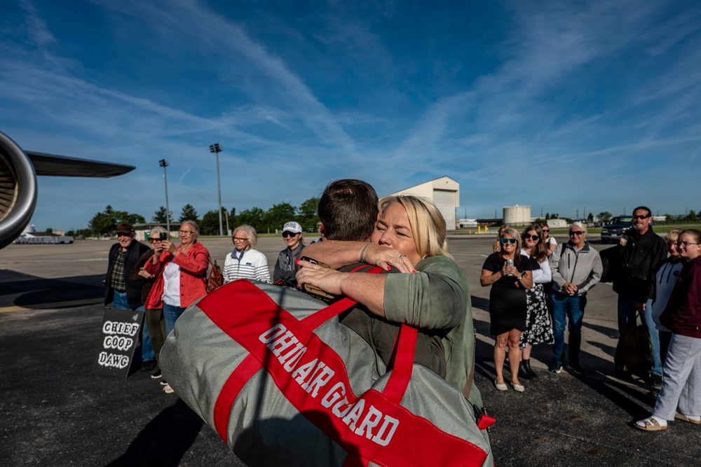Deployers return home