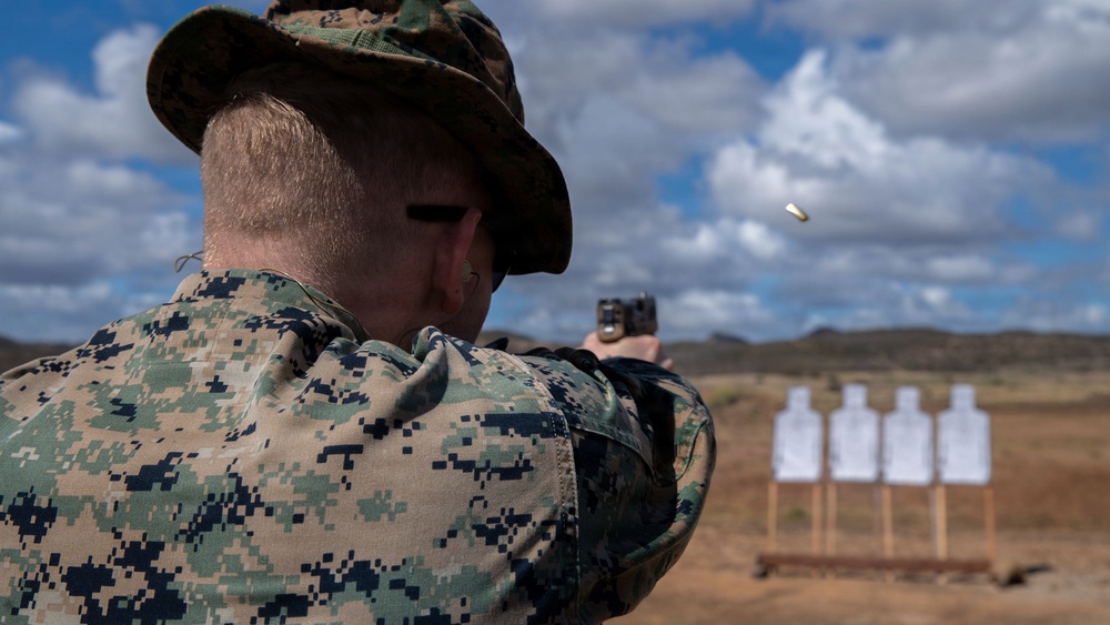 15th MEU Conducts Live-Fire Range.