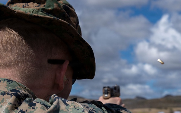 15th MEU Conducts Live-Fire Range.