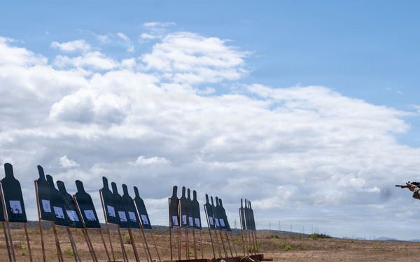 15th MEU Conducts Live-Fire Range.