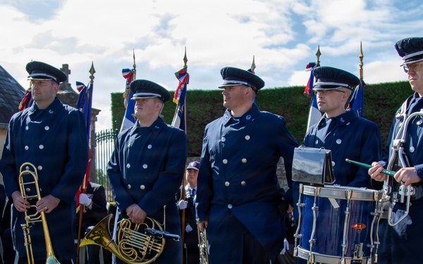 U.S. Air Forces in Europe Band commemorates D-Day 82 in Normandy