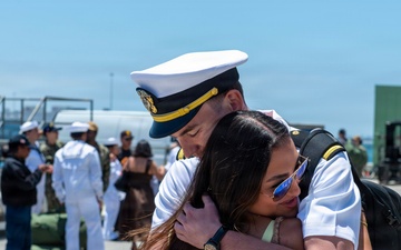 USS Ashland Returns to Naval Base San Diego