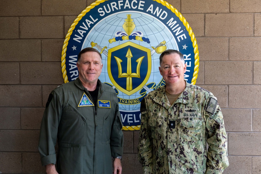 Rear Adm. Zerr hosts Rear Adm. Mattingly at SMWDC