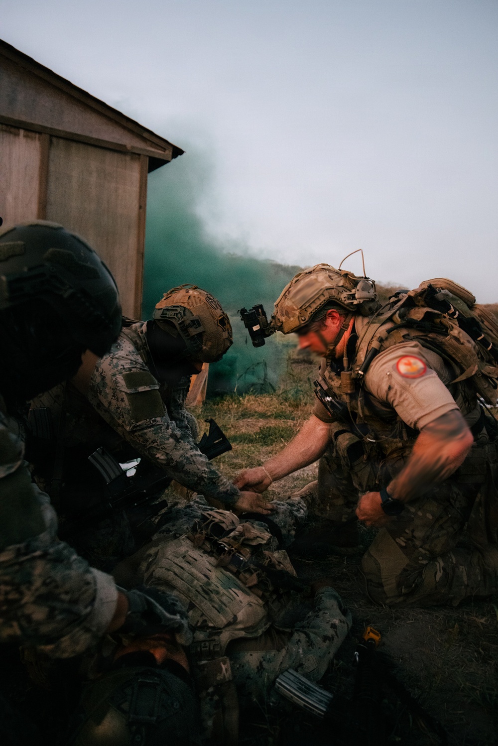 U.S. Army Green Berets train alongside Ecuadorian Special Operations Forces