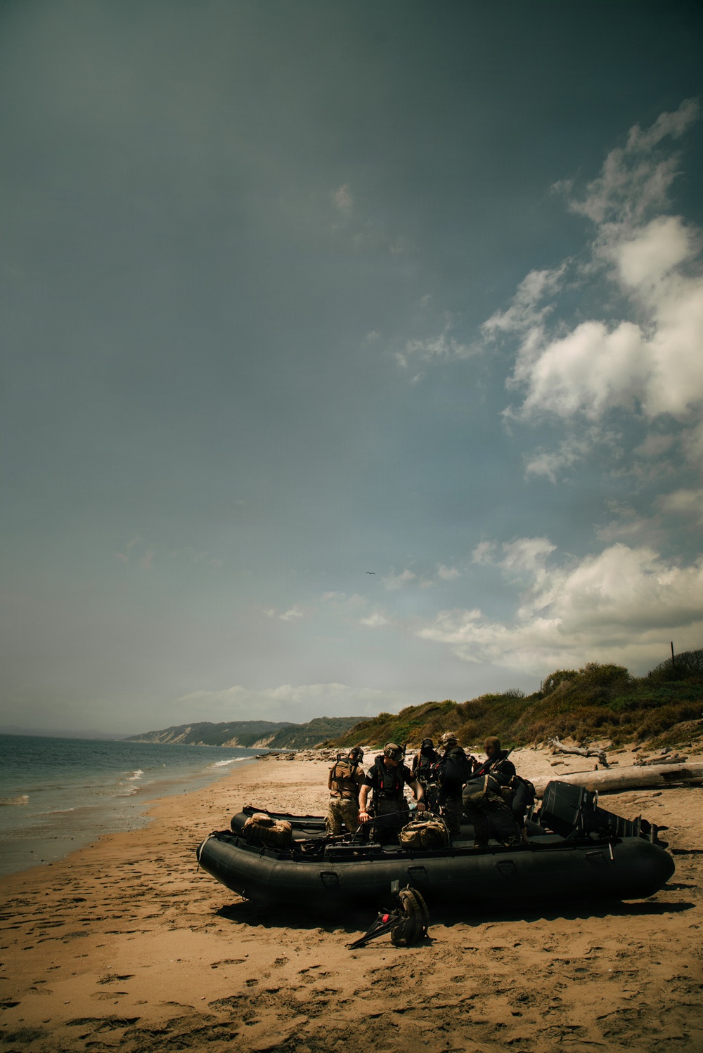U.S. Army Green Berets train alongside Ecuadorian Special Operations Forces