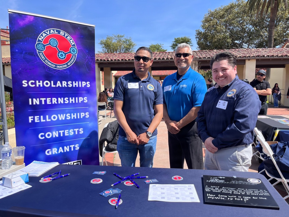 Computer Science Education Propels Jose Medina Medina Into Career Boosting Navy Fleet’s Firepower