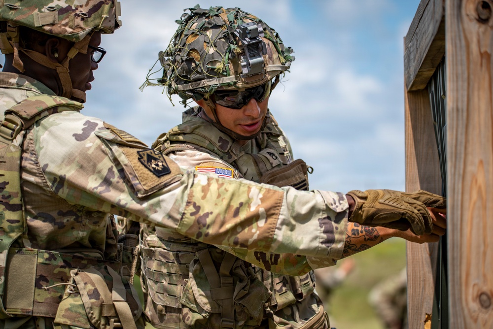 III Armored Corps Best Squad Stress Shoot and M17 Pistol Range
