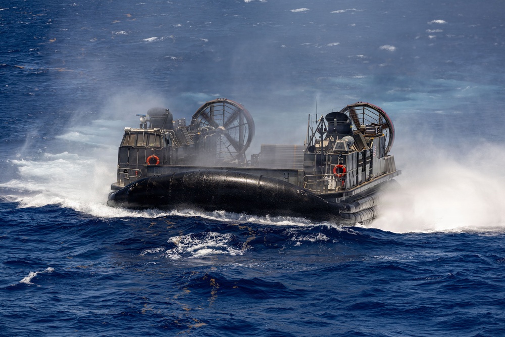 USS Iwo Jima LCAC Operations