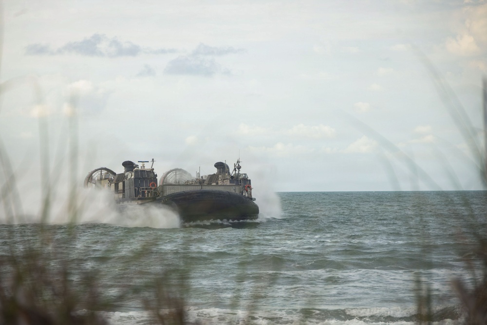 22nd MEU Marines and Sailors return to Camp Lejeune after a nearly 10-month deployment