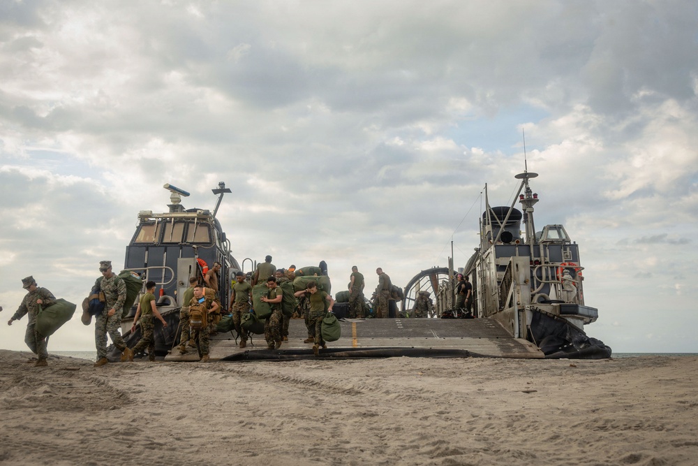 22nd MEU Marines and Sailors return to Camp Lejeune after a nearly 10-month deployment