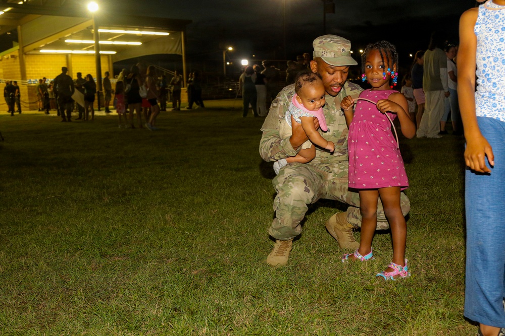 Welcome home, Dogface Soldiers!