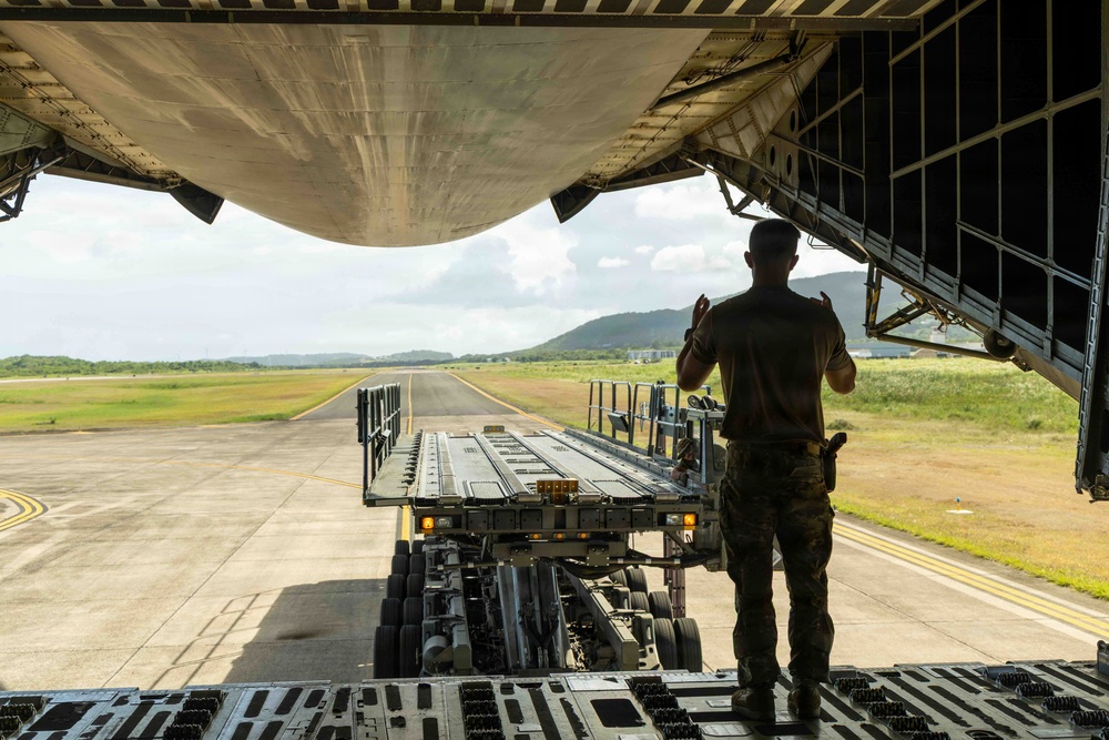LCF-24 and 346th AEW offload cargo in Puerto Rico