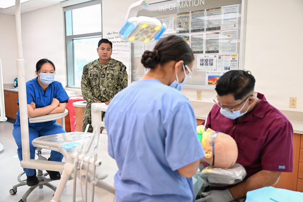 BUMED FORCM, Hospital Corps Director Visits San Antonio