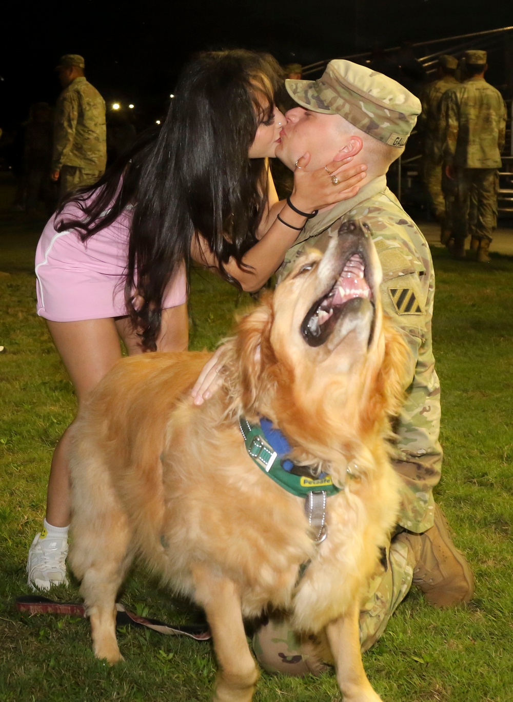 Welcome home, Dogface Soldiers!