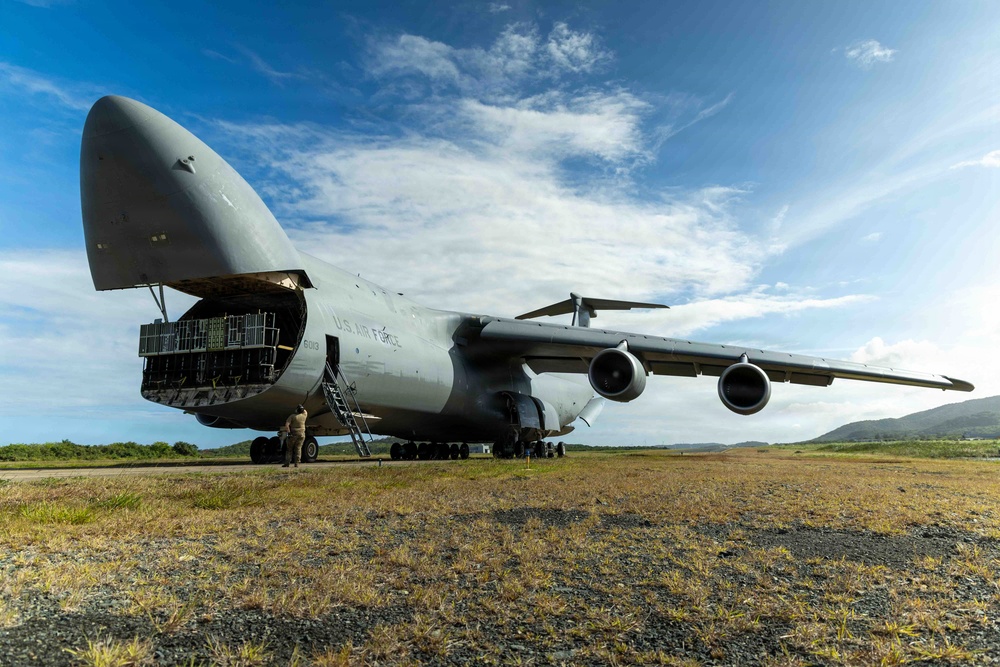 LCF-24 and 346th AEW offload cargo in Puerto Rico