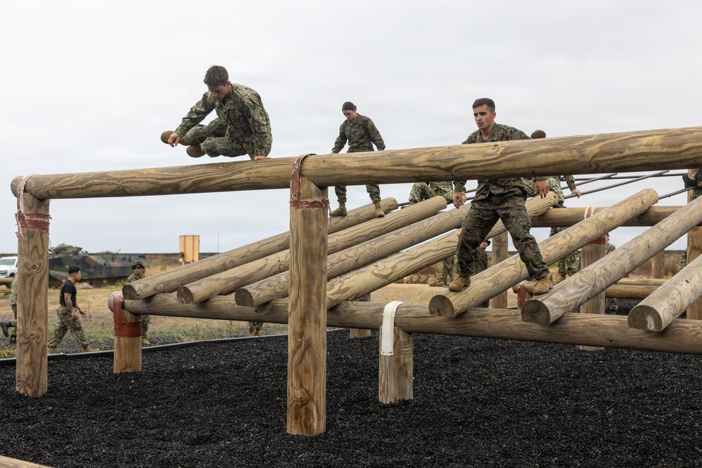 CORTRAMID: NROTC Midshipmen take on the O-Course