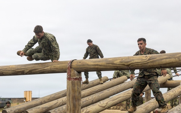 CORTRAMID: NROTC Midshipmen take on the O-Course