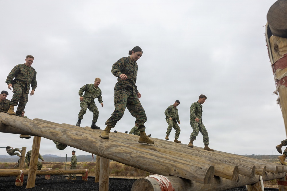 CORTRAMID: NROTC Midshipmen take on the O-Course