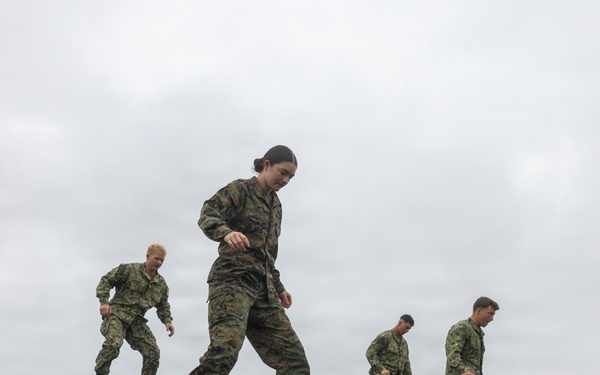 CORTRAMID: NROTC Midshipmen take on the O-Course